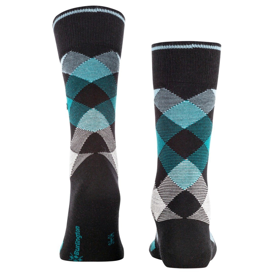 Paar zwarte sokken met teal en lichtgrijze ruiten, decoratieve hiel en teen