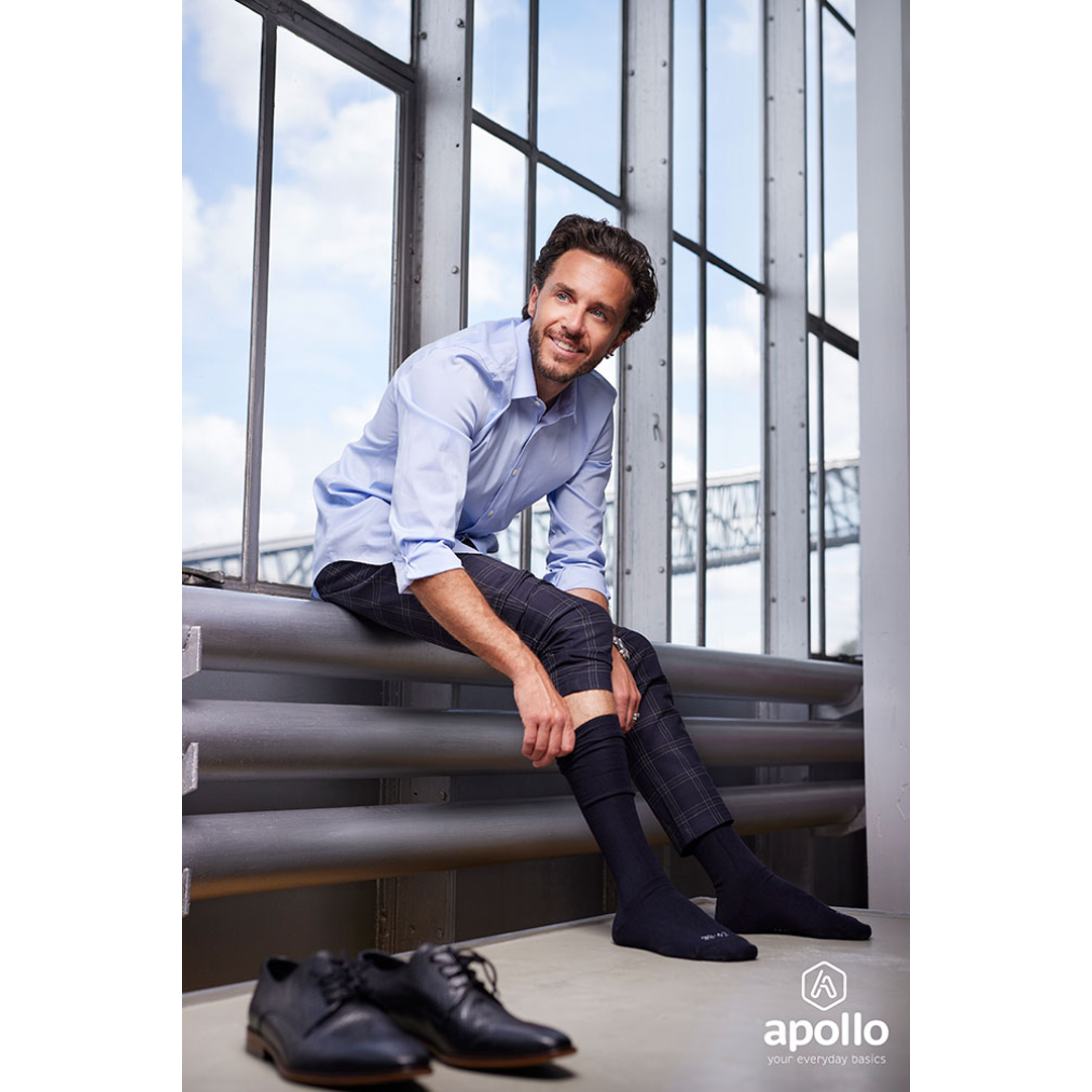 merino kniekous met man