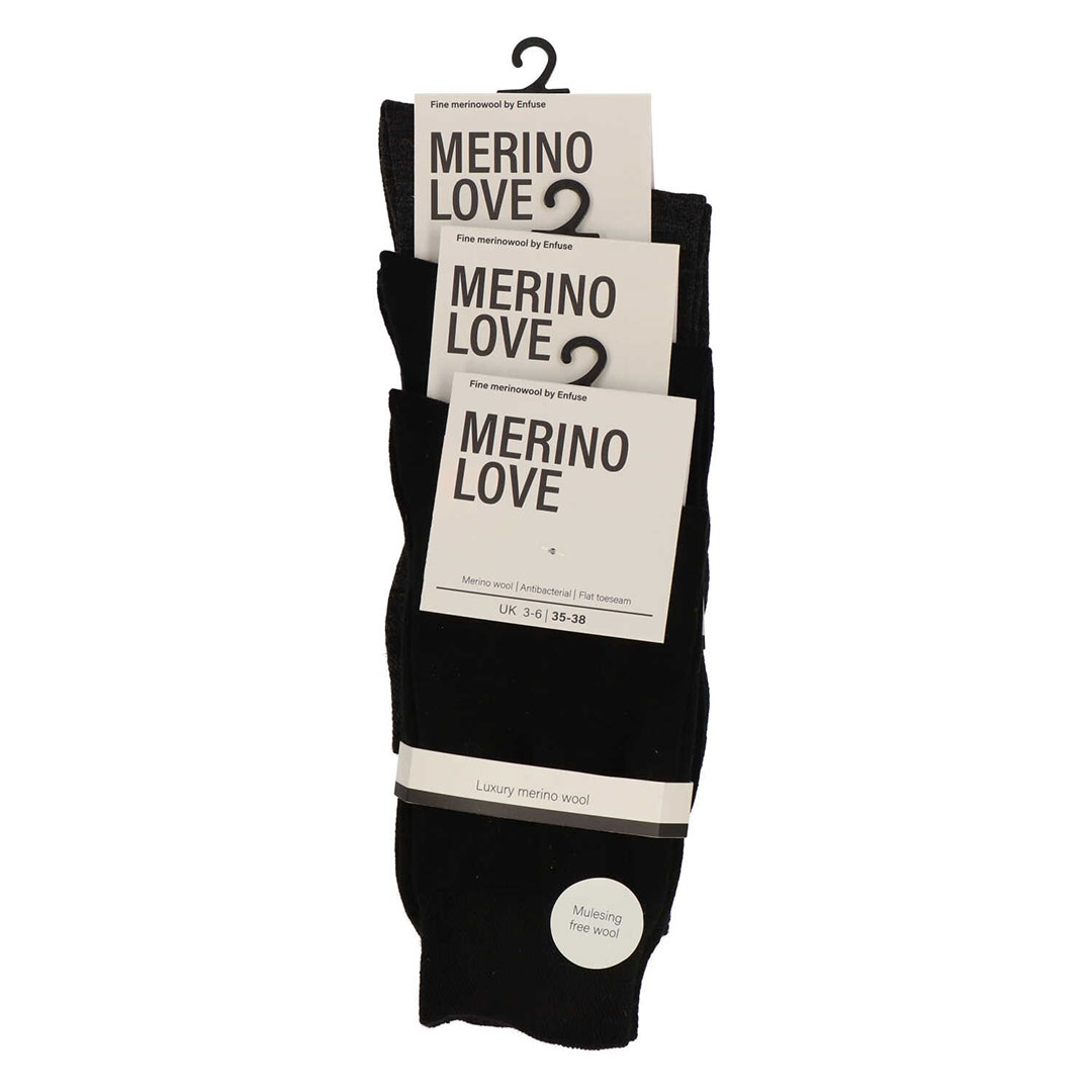 Verpakte Classic sokken, zwarte kleur, Merino Love label met maatbereik